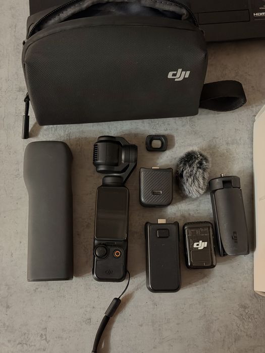 DJI Osmo Pocket 3 Creator Combo — полный комплект