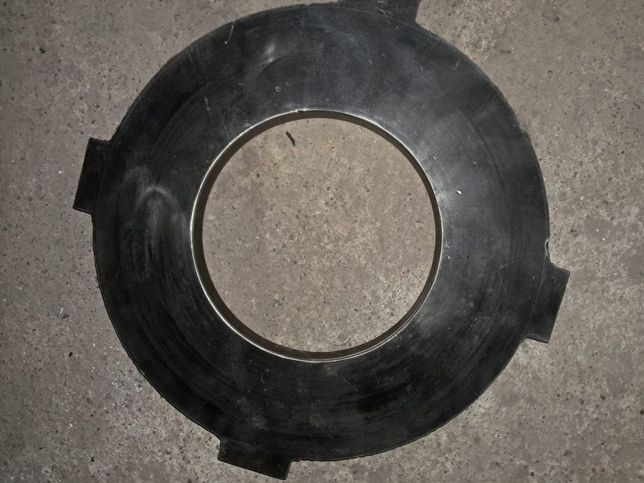 Продам промежуточный диск сцепления