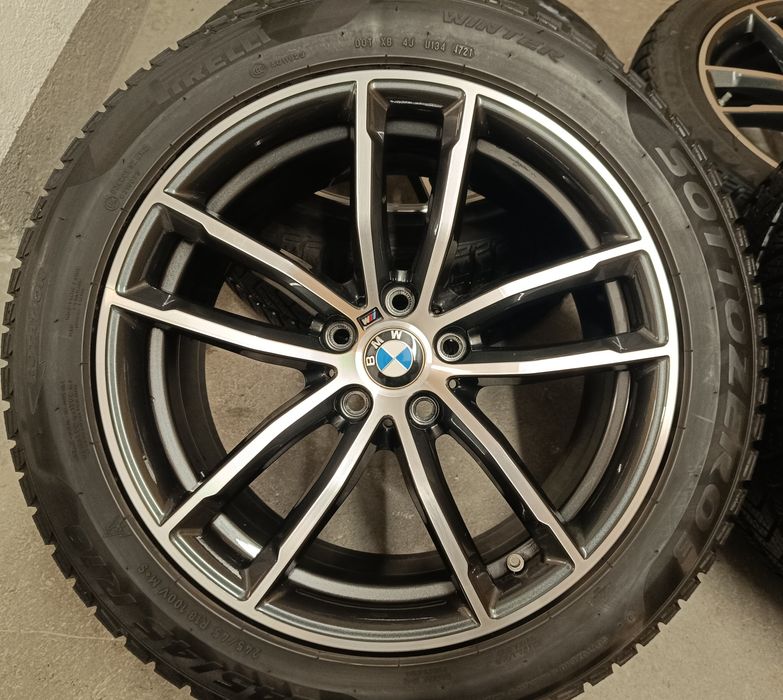 Оригинални джанти с гуми зимни 18 цола за Bmw G30 G31 дот 2021г