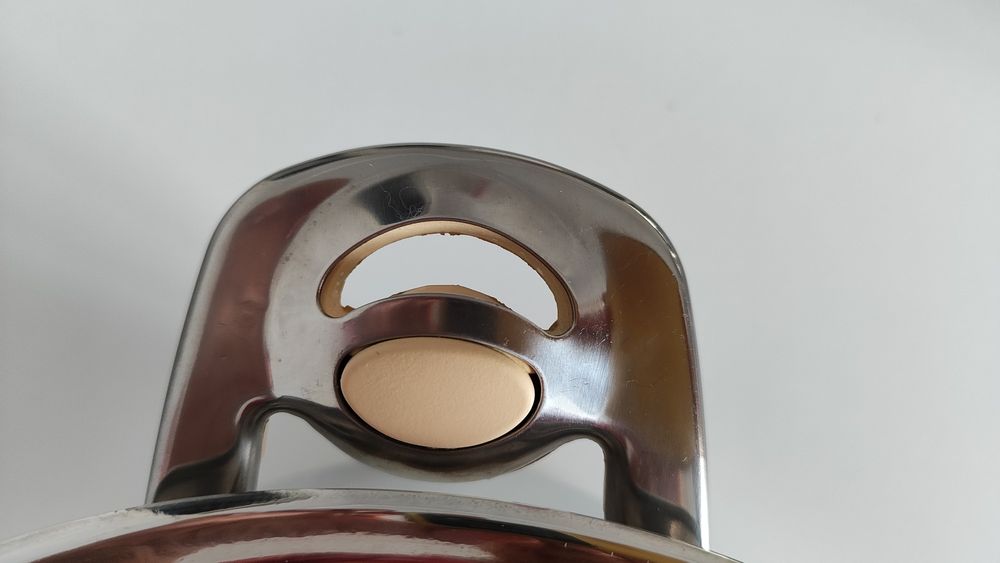 Кастрюля на 7,5 литров