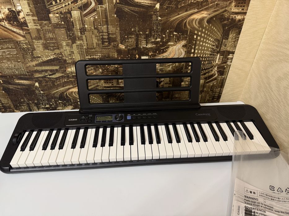 Синетзатор Casiotone CT-S300