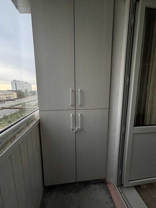 Продам 4 комнатную квартиру