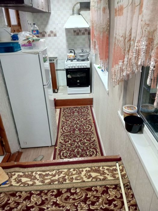 Arenda uylar qizlarga sheriklikka