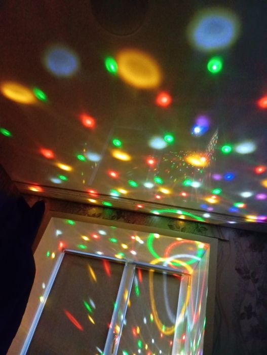 Светомузыка + колонка.