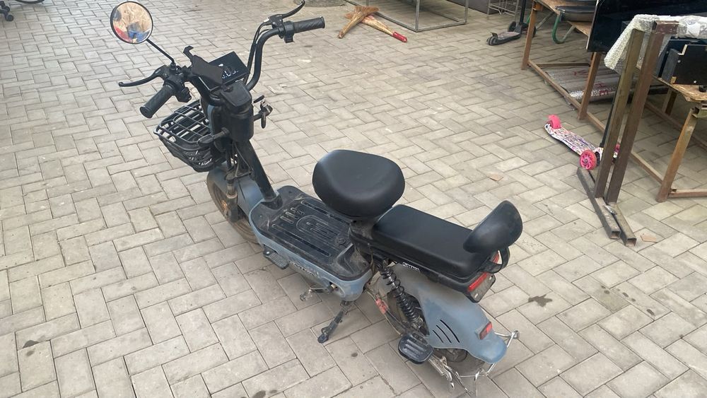 Продам электро скутер