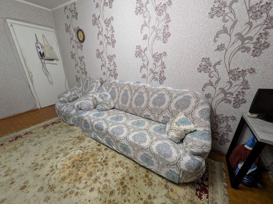 Продам мягкий уголок диван + кресло