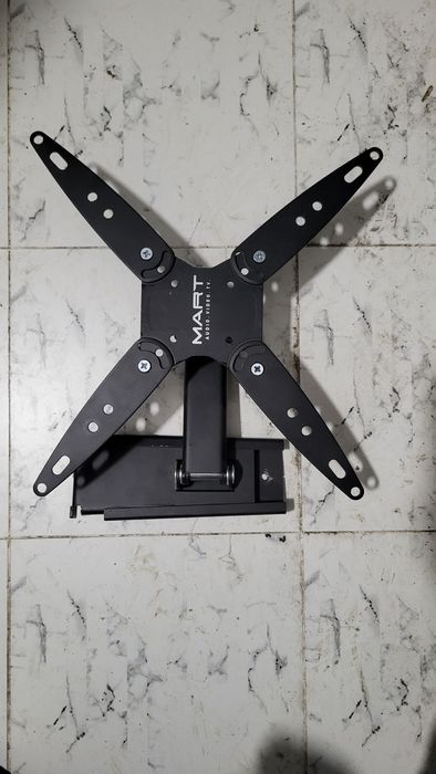 Кронштейн под телевизор поворотный