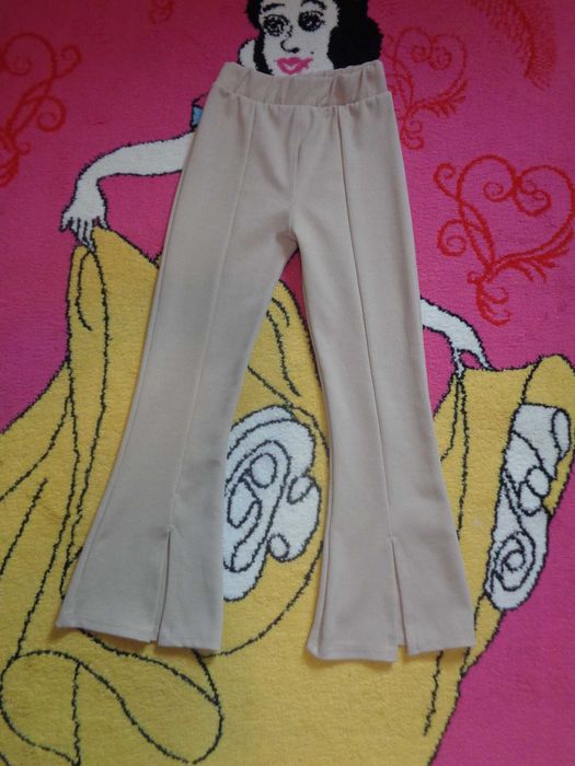 Vand paltaloni de fetita evazati 1.