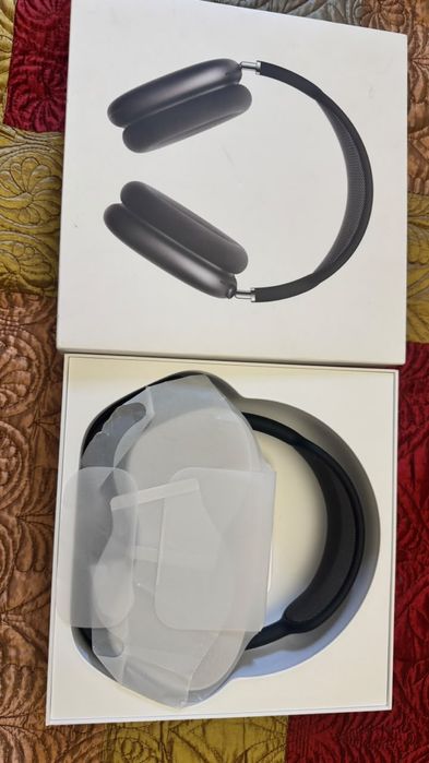Продается Airpods max 1 gen