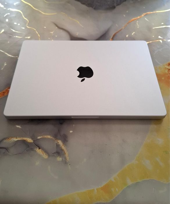 MacBook Pro 14 M3