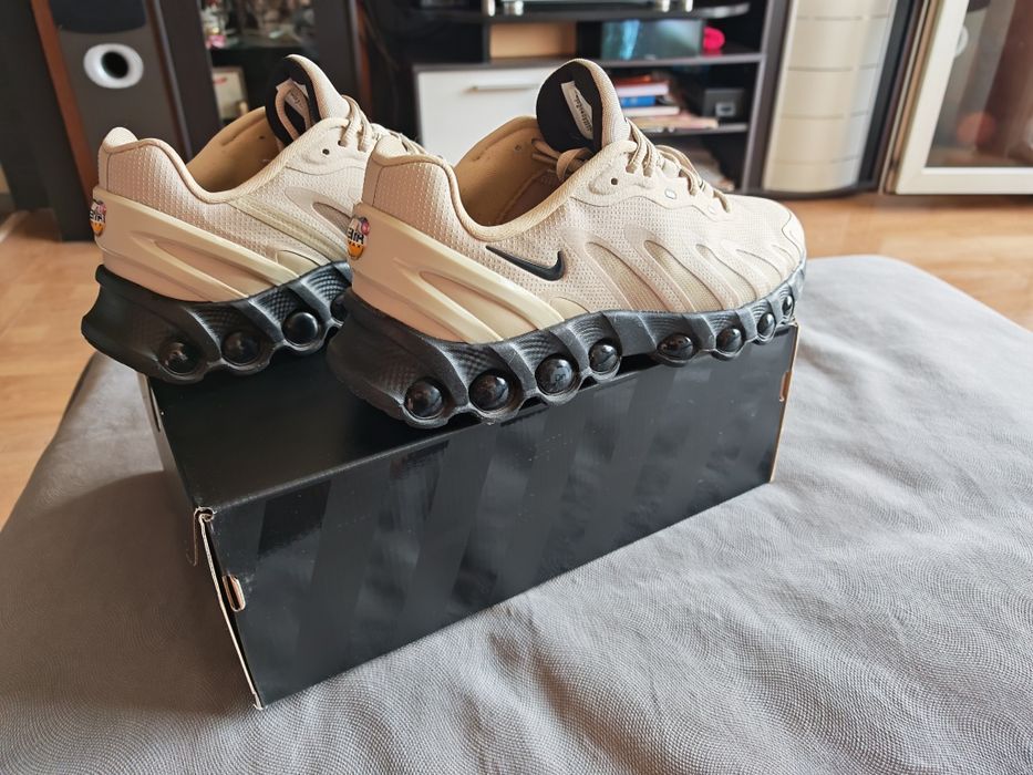 Nike Air Max DN8 - 42 размер