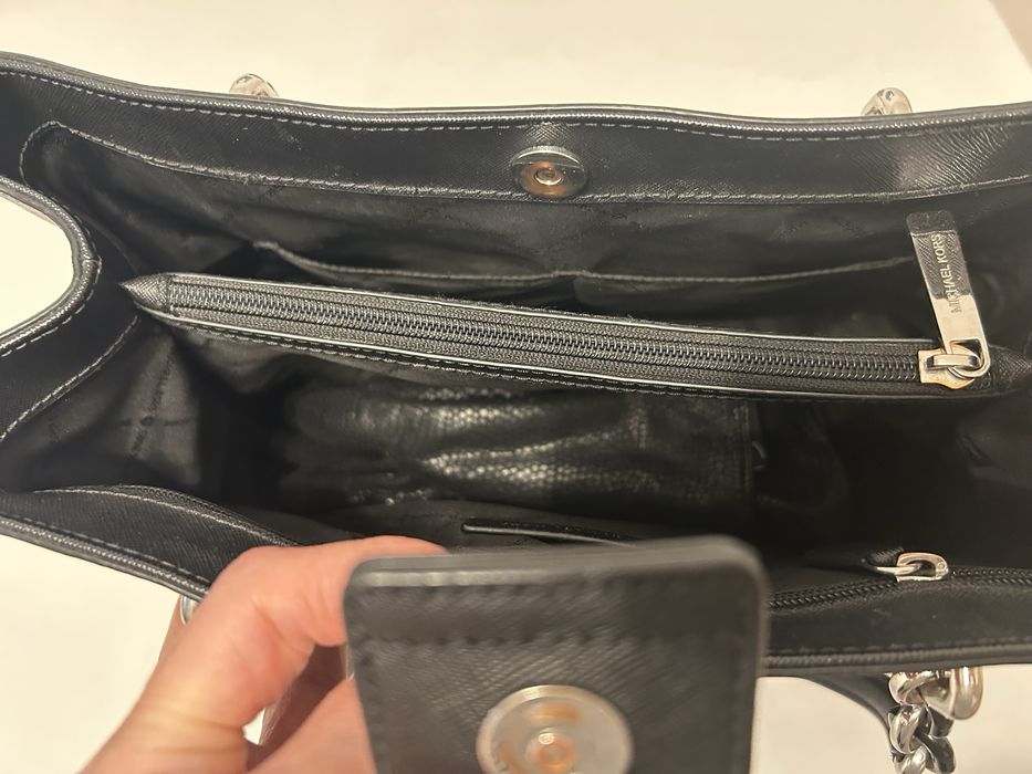 Продам брендовые сумки