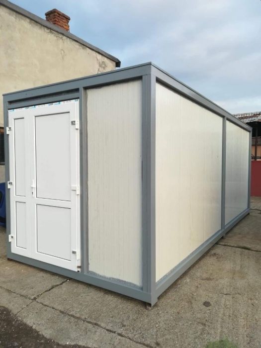 Container