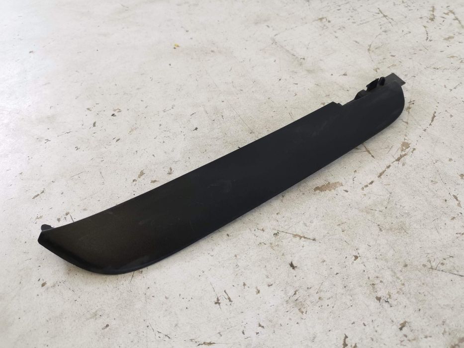 Въздухоотводник За Предна Броня Десен Ланд Роувър Рейндж Роувър Евок /