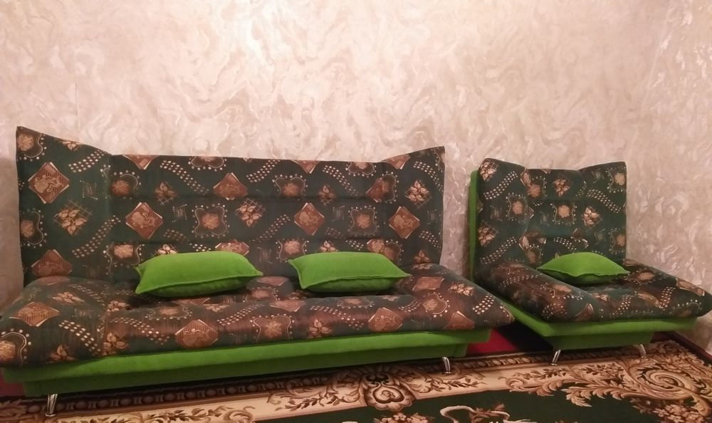 Срочно продам диван