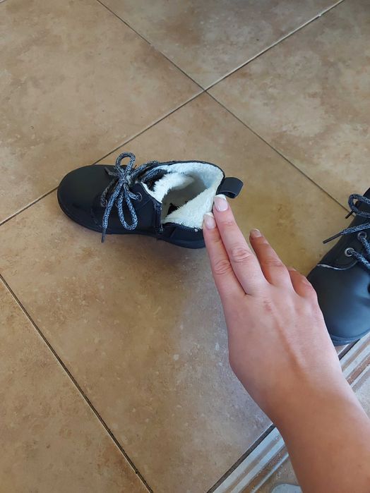 Детски обувки/ сникърси с пух