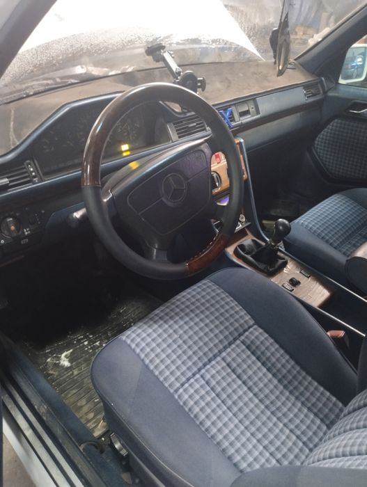 Продам мэрса в хорошем состоянии