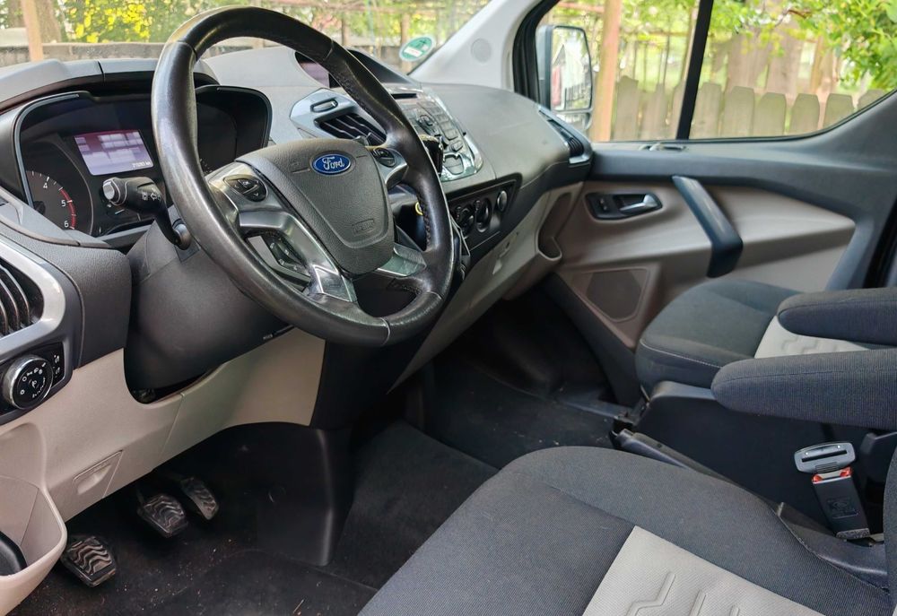 Ford Transit Custom 2.2 155cp Limited 2016 5Loc 9174euro+tva deductibil