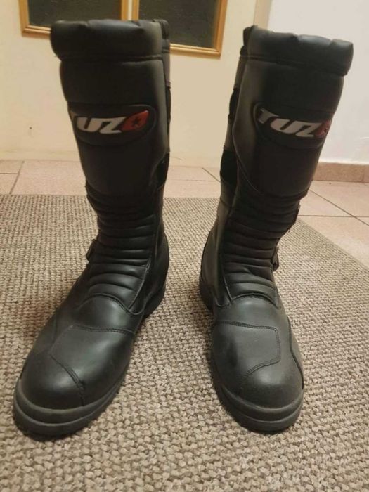 Мото екипировка- нова