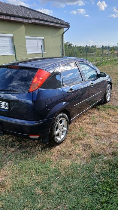 FORD Focus 2002 — imagine 4