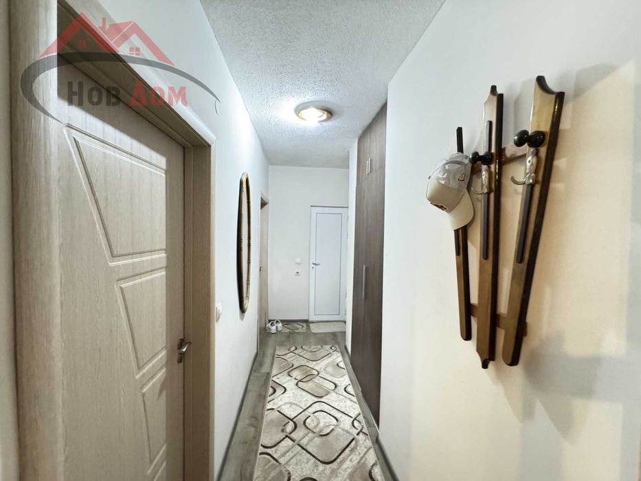 Тристаен на бул. България