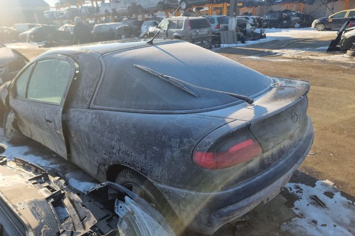 Dezmembrez Opel Tigra motor 1.4 benzina  90cp X14XE  dezmembrari piese turbo cutie de viteze manuala 6+1 trepte