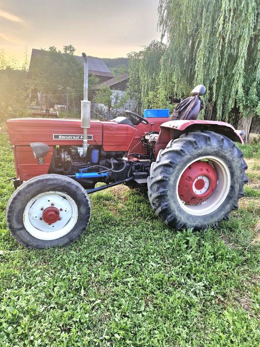 Tractor 445 DT de vânzare