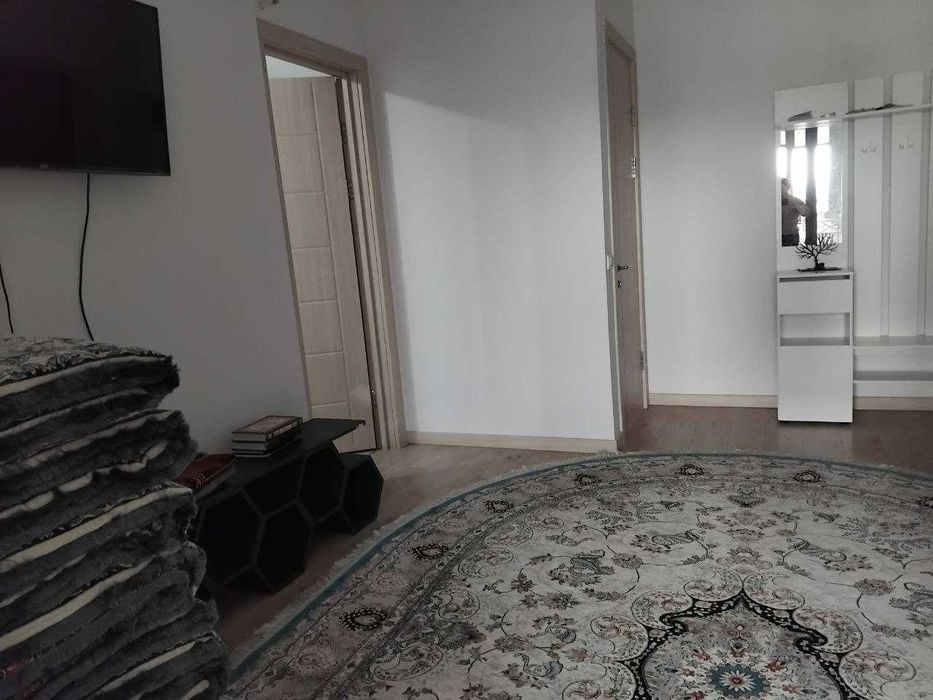 Yaxshi OILAGA 2 xonali YANGI kvartira ijaraga beriladi