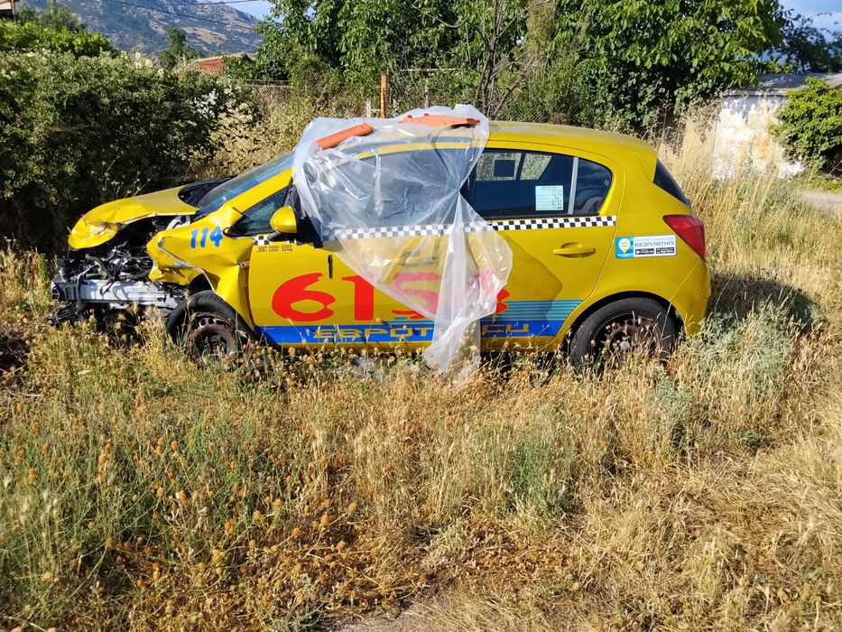Opel Corsa на части