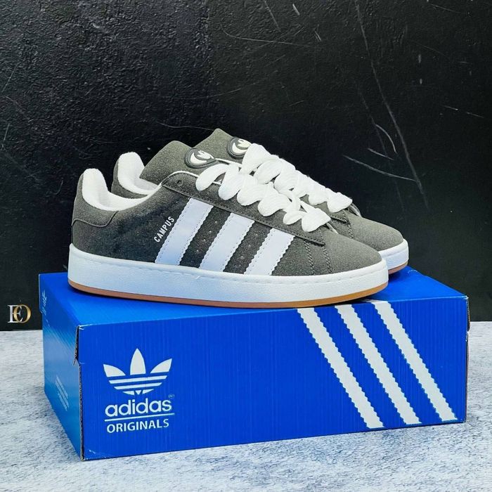 Adidasi barbati Pe comanda aly