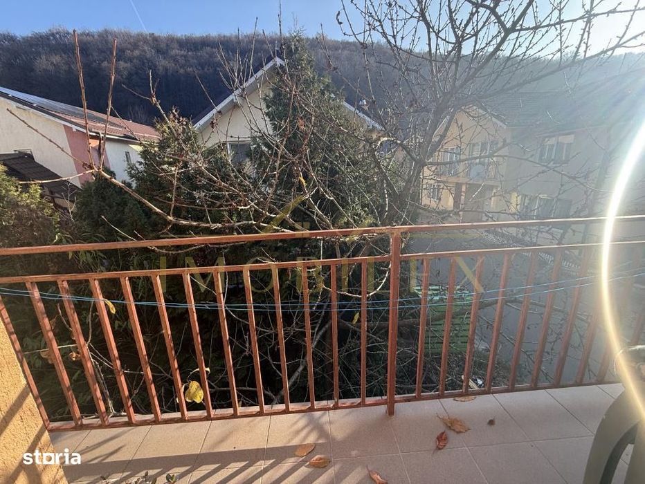 Casa tip duplex 4 camere de inchiriat, gradina, zona Subcetate