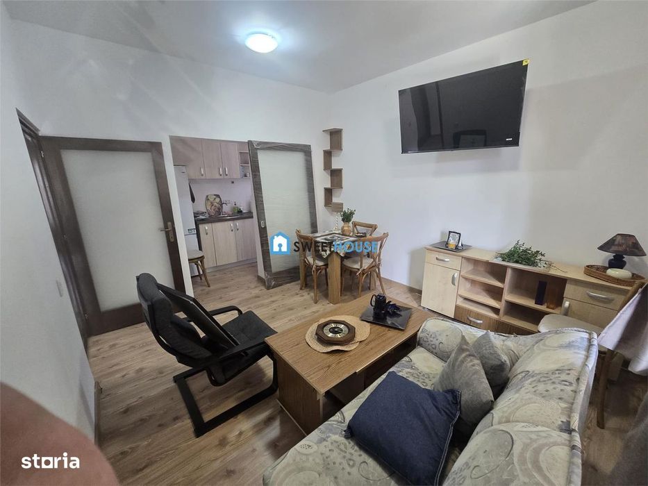 Apartament in casa 3 camere, Zona Ultracentrala