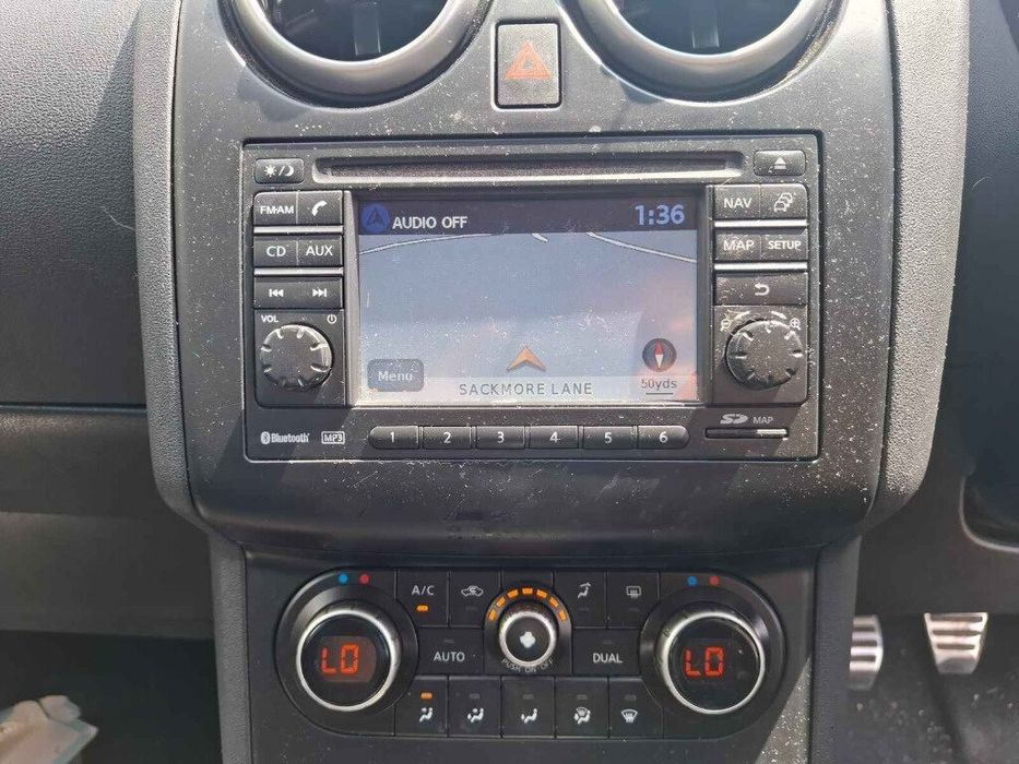 Emblema Nissan Qashqai facelift (2010-2013) [NJ10] 2011