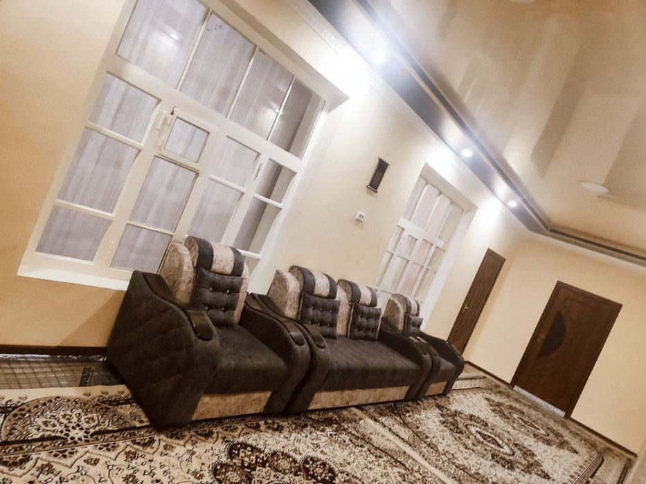 Nurafshon shahrida shoshilinch sotiladi