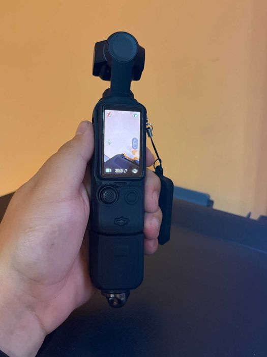 DJI Osmo Pocket 3 + Battery Handle + 2x SanDisk + много аксесоари