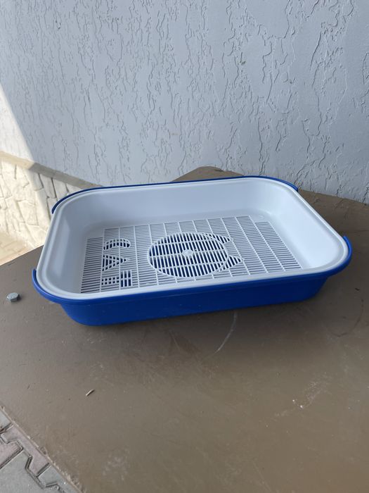 Продаю лотки для кошек