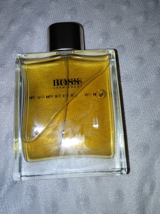 Продавам парфюмна вода