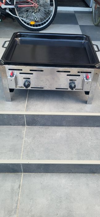 Grill gaz, tava coacere 59x48 cm, inox, 11,6 kW, consum 0,43 m3/ora, p