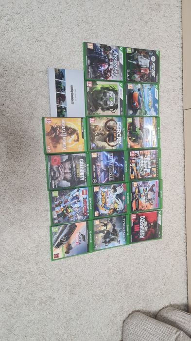 Vand Xbox one s slim de 1 Tb cu 16 jocuri plus volan Thrustmaster