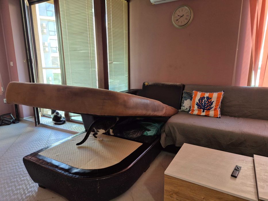 Голям холен диван