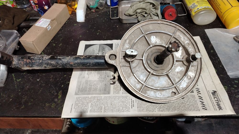 Продам запчасти на мотоцикл иж и Урал