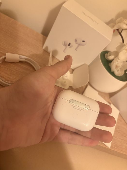 AirPods Pro 2 sigilate cu anc