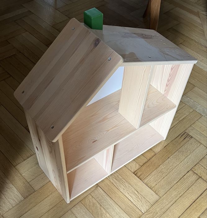 Căsuță păpuși / Poliță IKEA FLISAT - stare impecabilă