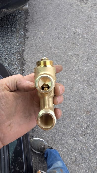 Vana cu 4 cai ¾ danfos