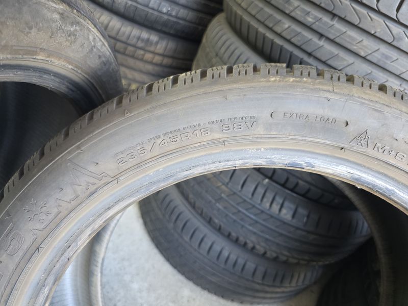 235/45/18 DUNLOP 2бр