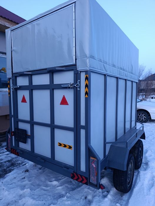 Коневозка прицеп