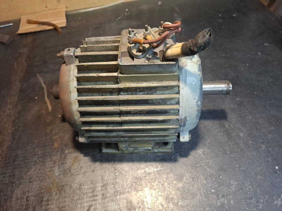 Электродвигатель 3 фазный