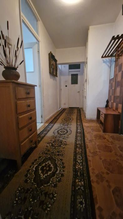 Apartament 2 camere, decomandat – zona MB, etaj 2.
