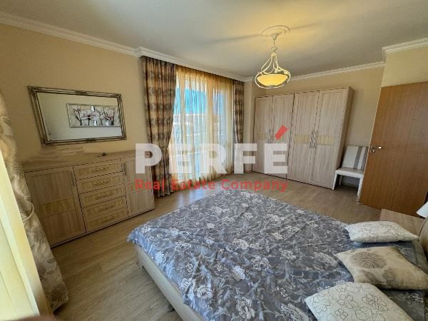 Продава се Тристаен апартамент в Бургас, Сарафово - 119 кв.м за 1807 €/кв.м - Снимка #4
