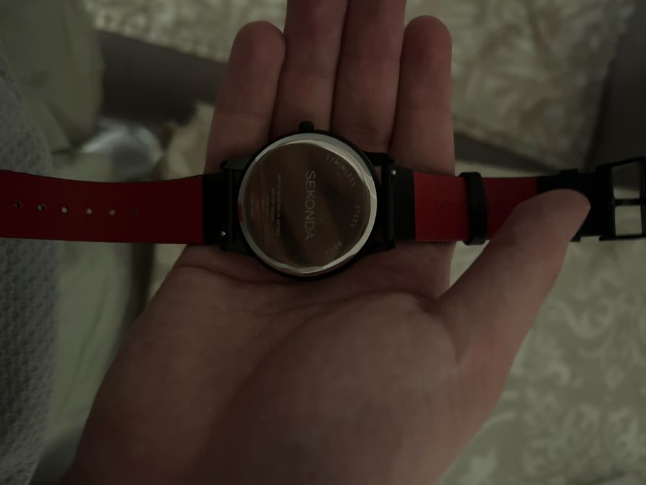 Часы Sekonda СРОЧНО!